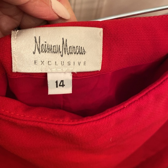 Neiman Marcus exclusive red suit set - Picture 10 of 10